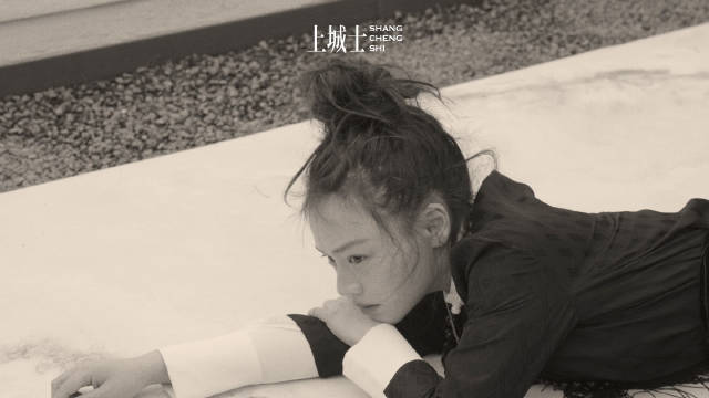 马思纯谈回家陪伴家人，寻找归属感