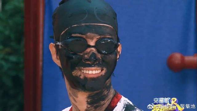 宋雨琦范丞丞PK 谁料丞丞一笑，雨琦直接笑趴了！