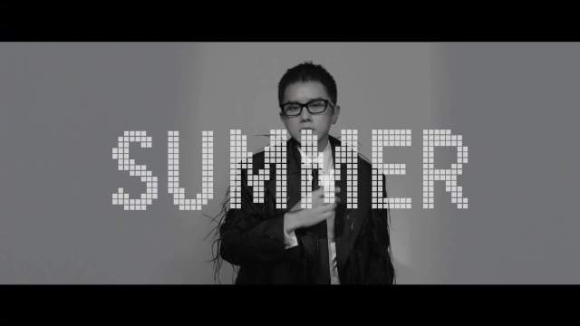 张杰芭莎男士夏日大片花絮曝光