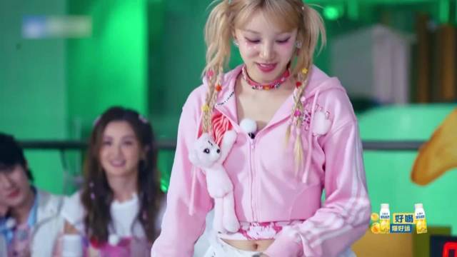 宋雨琦这也太牛了，极限28秒完成挑战！直接震惊兄弟团！丨奔跑吧