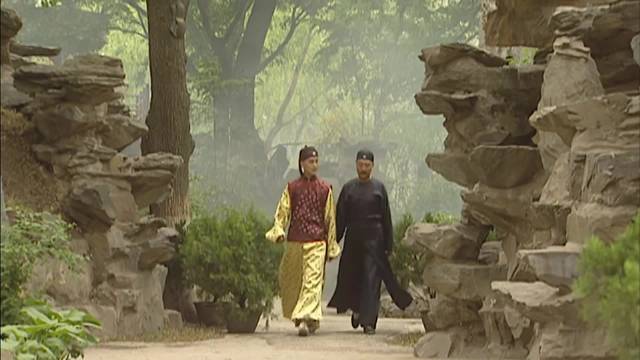 康熙王朝：太子爷扩建花圃引兰香，神秘丫鬟身份成谜！