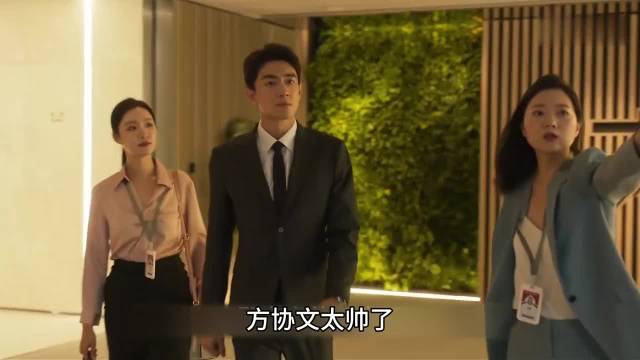 方协文蜕变黄振华遇袭，玫瑰的故事引热议