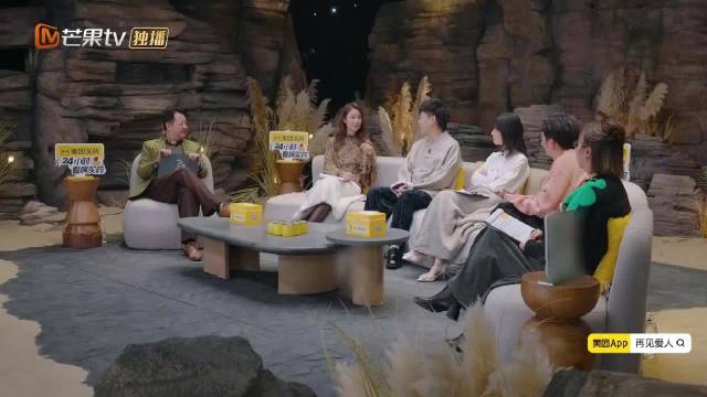 霍建华质问林心如我是你司机吗，林心如戒掉坐车玩手机习惯