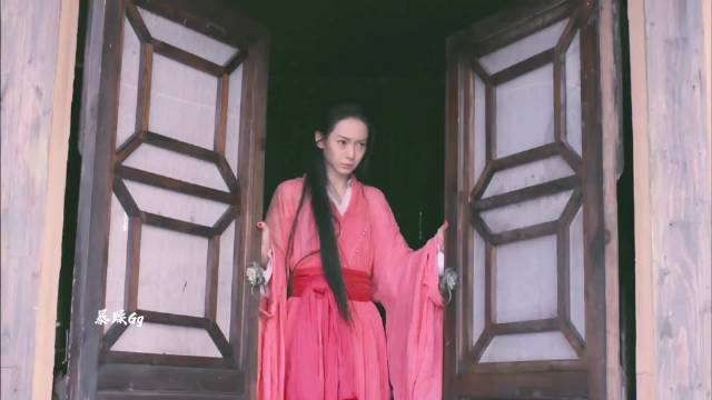 女人就是要狠 若天下负了她 那她便负了这天下