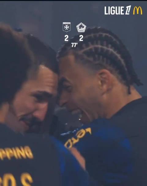 法甲第16轮欧塞尔对里尔7球4红牌激战