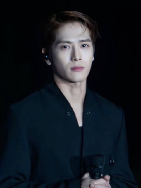 J WANG！住在心尖尖上的他️‍ ato_bii