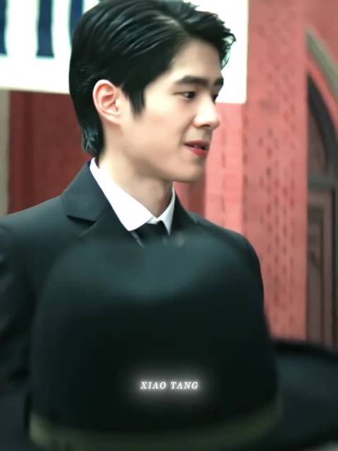 狗仔曝周冬雨刘昊然未分手，刘昊然1月17日携新片亮相