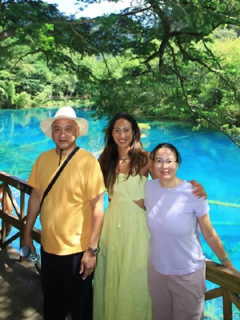 郑钦文福布斯收入榜全球第五，父母曾卖房求教练支持