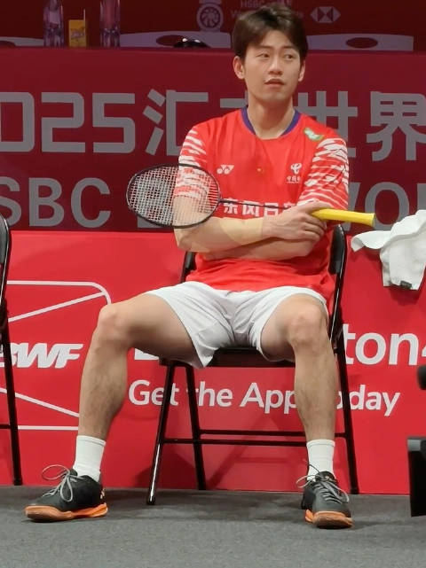 羽毛球运动员王昶