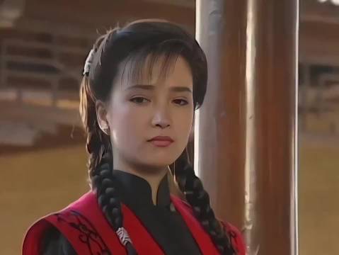 何晴一出场，直接秒杀主角岳翎！敢爱敢恨的华又琳