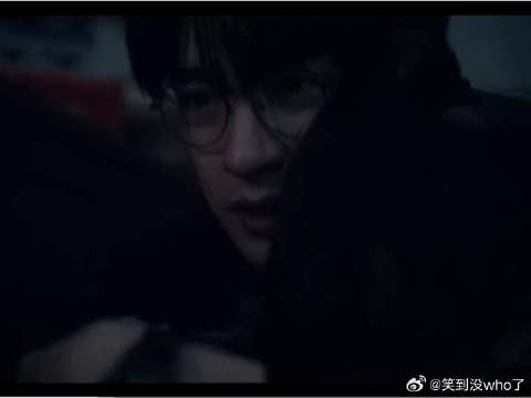 刘浩存林一《脱轨》拥抱戏引观众泪目