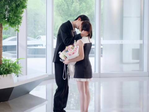 李雾的嘴角再也没下来过了！ @陳妍希michelle