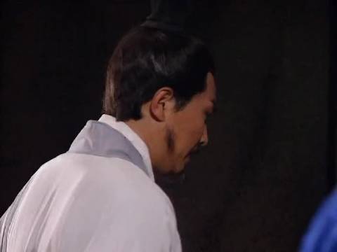 周瑜七星坛借东风，百二十卒待命破曹营