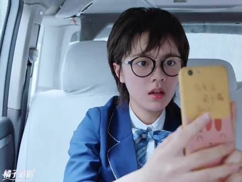 高三生妙妙逃课直播放弃高考冲刺