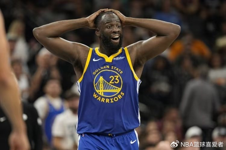 12记三分轰48+4燃尽！库里迎里程碑，难耐对手3人26+，瀚森被弃用