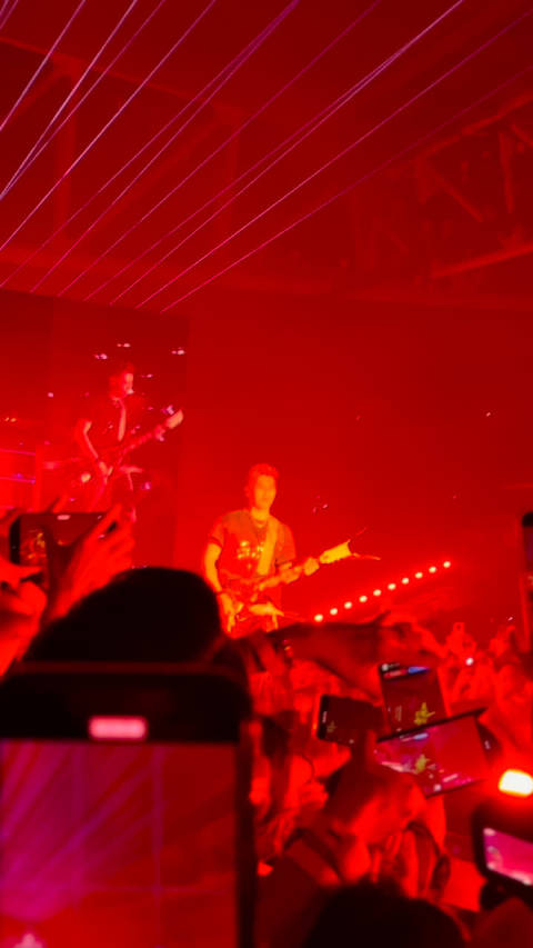 还好今年有你的演唱会，生活的止疼药