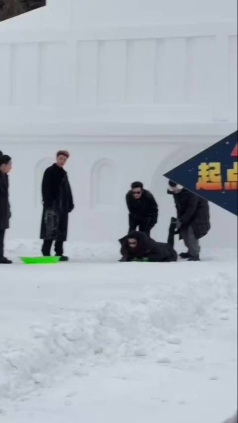 啊啊啊啊啊啊啊啊推人把自己推摔了啊啊啊啊啊啊啊啊啊啊啊啊啊啊啊啊啊 .