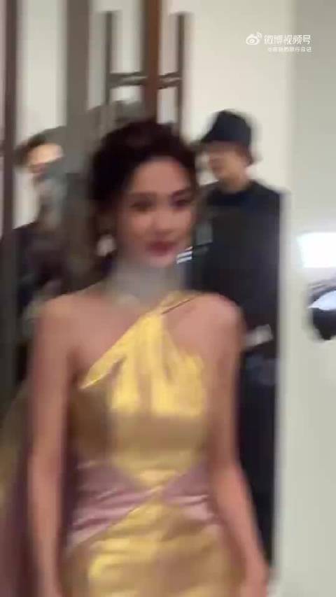 神女降临了，这个angelababy真的十年如一日的美