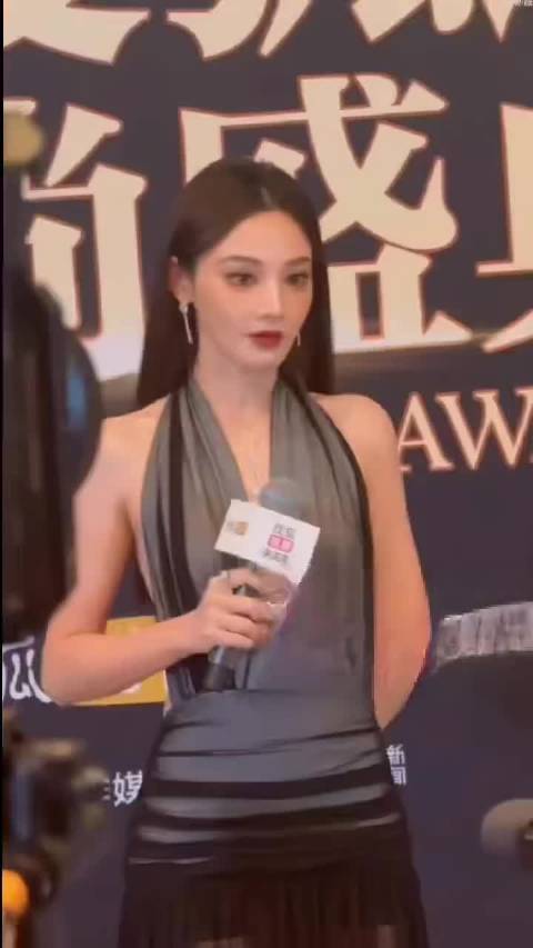 彭小苒回应古装美人标签，直言是观众爱护与肯定