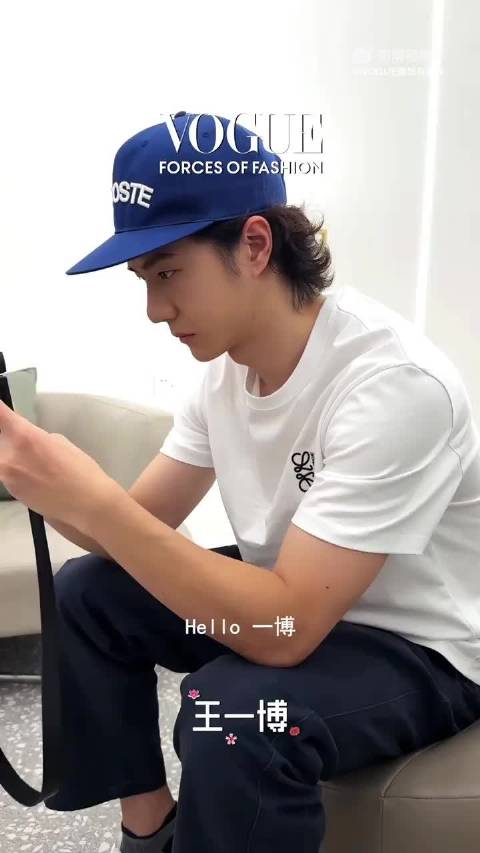 王一博展现蓬勃生命力，不断挑战自我