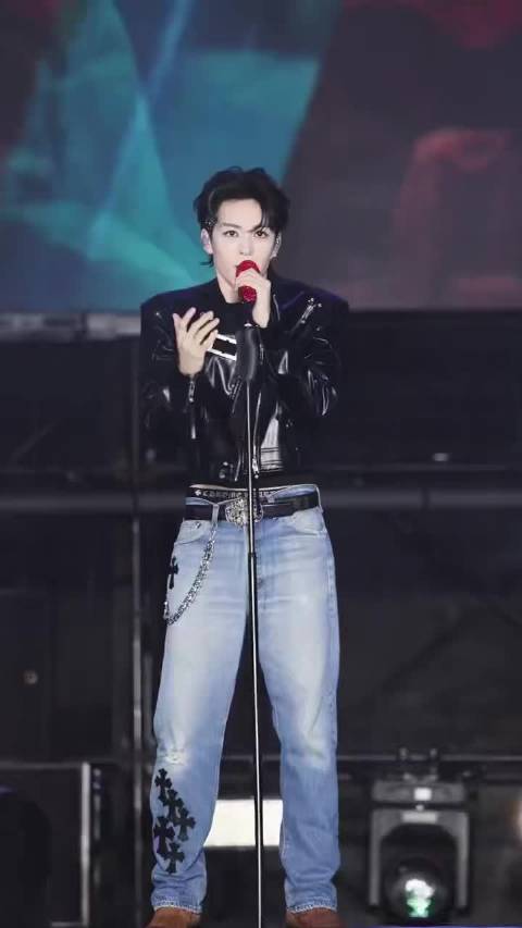 曾舜晞影视音乐双破万，CVB年冠热榜双丰收