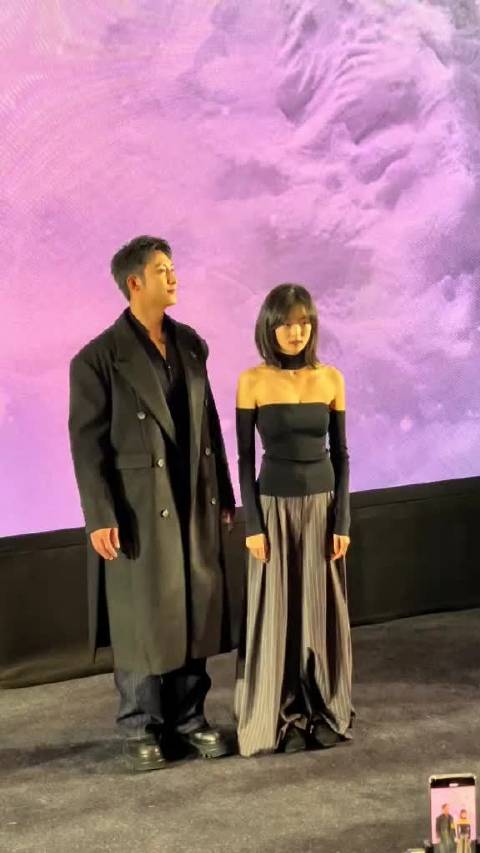 金晨，热巴天亮了，黄景瑜独美去！