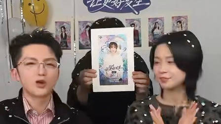 薛之谦江苏跨年将唱新歌，出道20周年串烧引期待