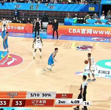 杨鸣暴怒，赵睿:不要激动，场上拼球技场下拼情绪，这比赛太刺激！