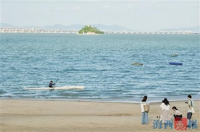 修复后鳌冠海岸线。蔡招荣 摄