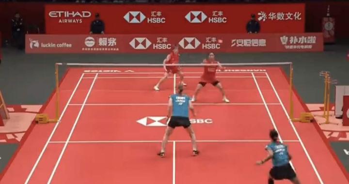 90分钟鏖战！中国队生死战以2-1击败日本队，保留出线希望