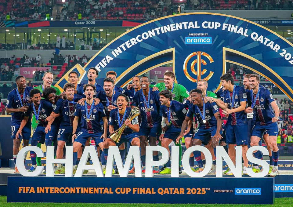 登贝莱失点、萨福诺夫四连扑点，大巴黎首夺洲际杯成为“六冠王”