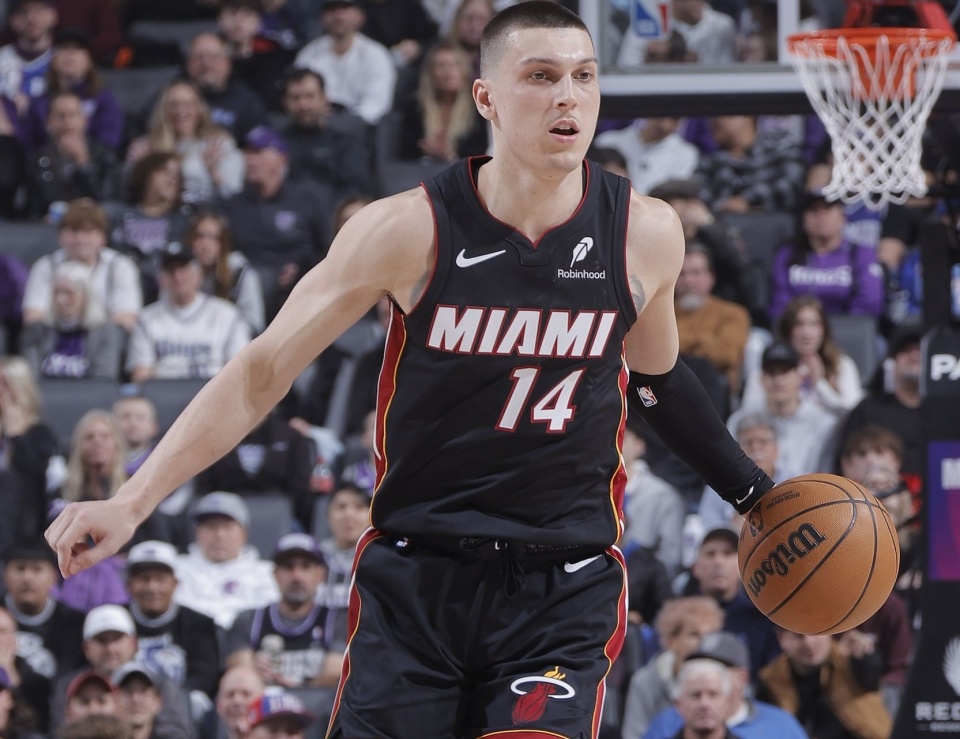 热火：希罗、约维奇、拉尔森将缺席明日比赛，鲍威尔出战成疑