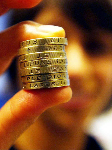 专家建议女生一定要存钱：经济独立才能人格独立