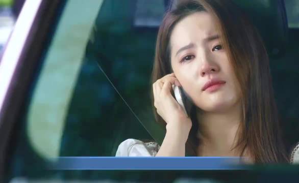 黄亦玫情绪崩溃泪对方协文指责