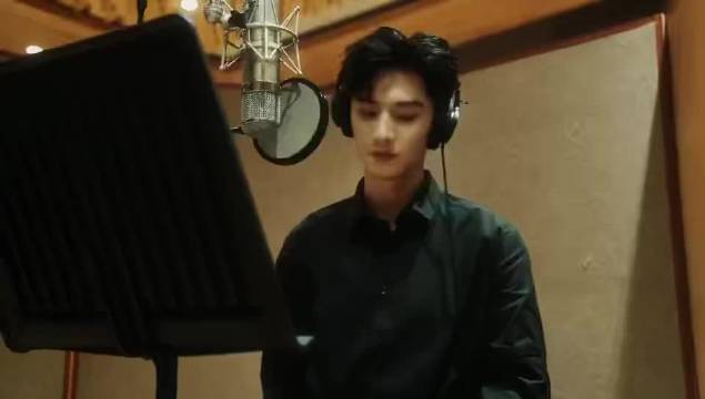 陈哲远带伤搭档王传君温柔献唱光阴的故事