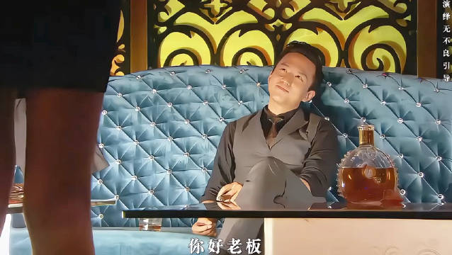 “一生壮志雄心，瞬间烟消云灭！”