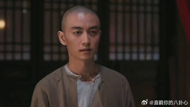 心上人成了王妃，被毒打关监y还被王爷警告，她是我的