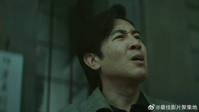 大叔只想证明事实 怎料越证明越混乱，场面当场崩溃！