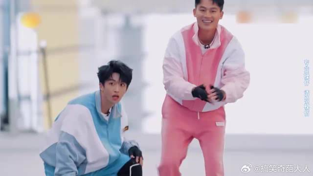 又磕到了！白鹿冲向欧豪怀里，举高高简直甜炸了