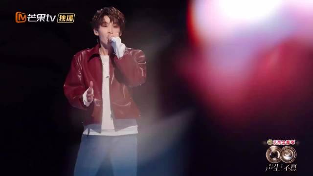 颜人中王赫野合唱的这首歌叫《骂醒我》 没想到这首歌是一首求理解求安慰的歌