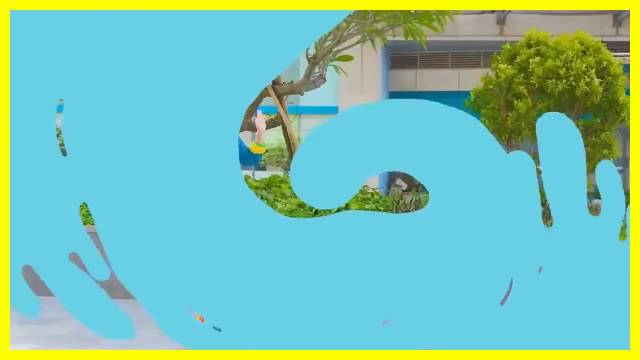 蝙蝠侠与芭比公主上演粉黑食物挑战