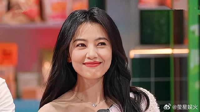 胡歌魅力太大，一句话让全场尖叫，高圆圆一脸花痴！