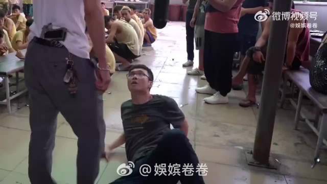 张艺兴主演孤注一掷票房破38亿，创中国影史点映纪录