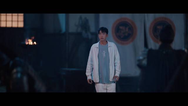 毕之收留淋雨无家者苏北陆并帮其找工作