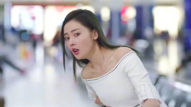 未婚妻答应好兄弟的求婚，男人得知后果断离开，未婚妻却后悔了！