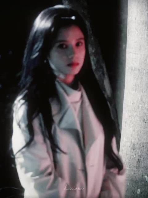 张婧仪真的美的很有韵味