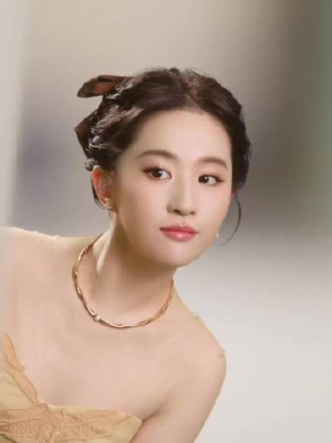 刘亦菲美的简直也太可爱了吧，瞬间就被圈粉了