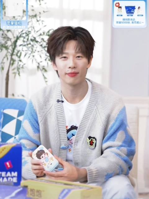 我们是最新的大人，也正处在最好的年纪