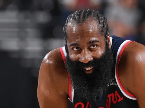 快船惨败雷霆！伦纳德带队丢分，邓恩祖巴茨瑕疵大，没哈登真不行