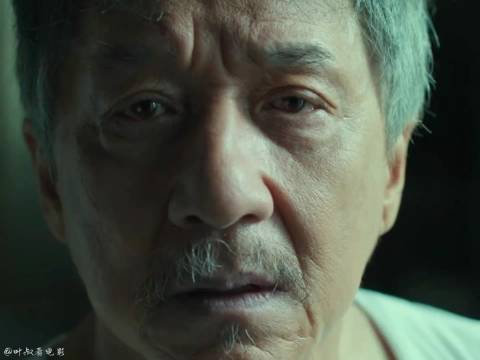 记忆中的龙叔是我们的英雄，转眼龙叔迟暮，但他依旧是家庭的平凡英雄！